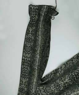 بلوز زنانه جوتی جینز JootiJeans کد 02732320 - 2