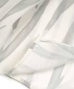 شال طرح دار زنانه جوتی جینز Jootijeans کد 21978206 - 1