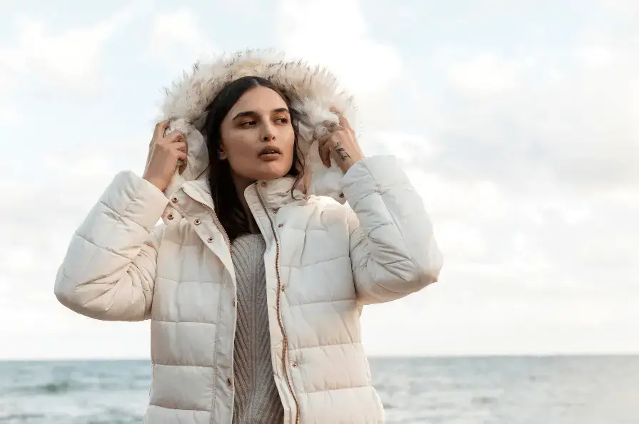 بهترین مدل های کاپشن زنانه شیک زمستان ۱۴۰۴