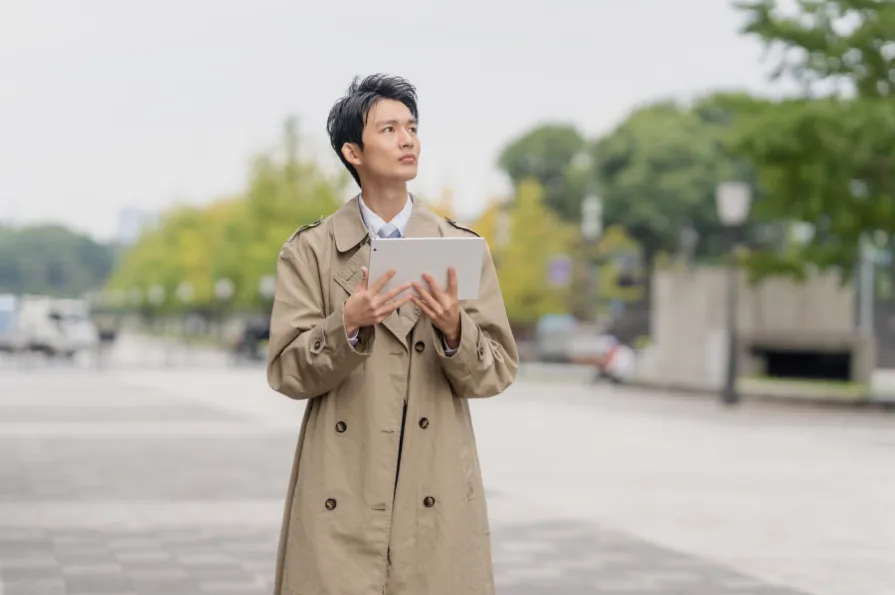 کاپشن پارکا و ترنچ کت